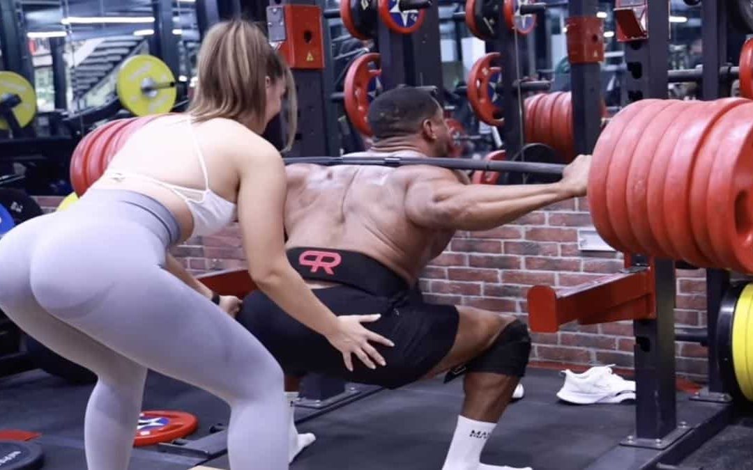 Larry Wheels Shows Off His Power With a 305-Kilogram (672.4-Pound) Squat for 6 Reps – Breaking Muscle