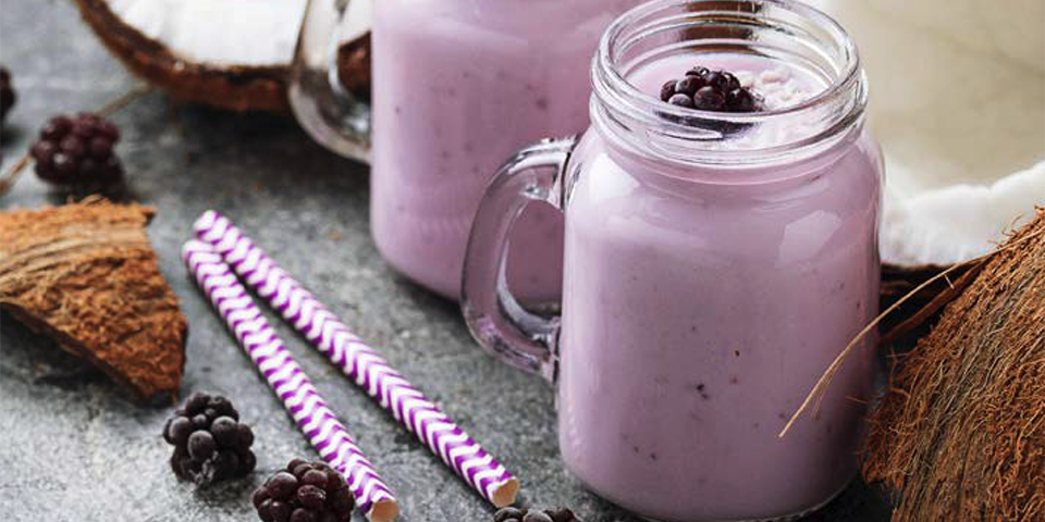 blackberry-birthday-cake-smoothie