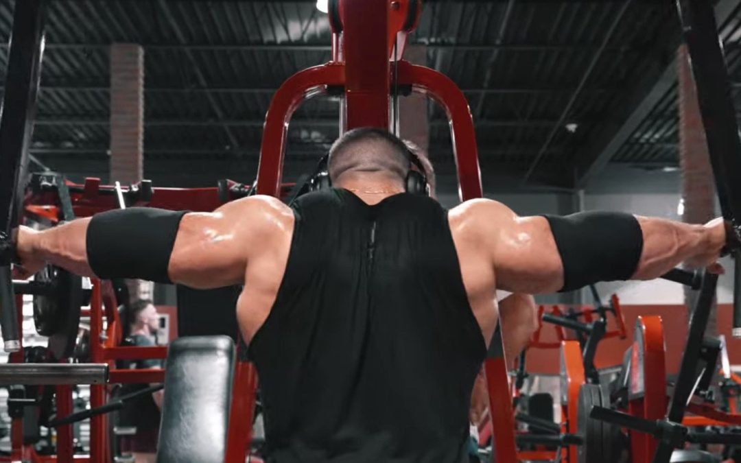 derek-lunsford-builds-rounded-delts-with-shoulder-workout-11-weeks-out-of-2023-mr.-olympia-–-breaking-muscle